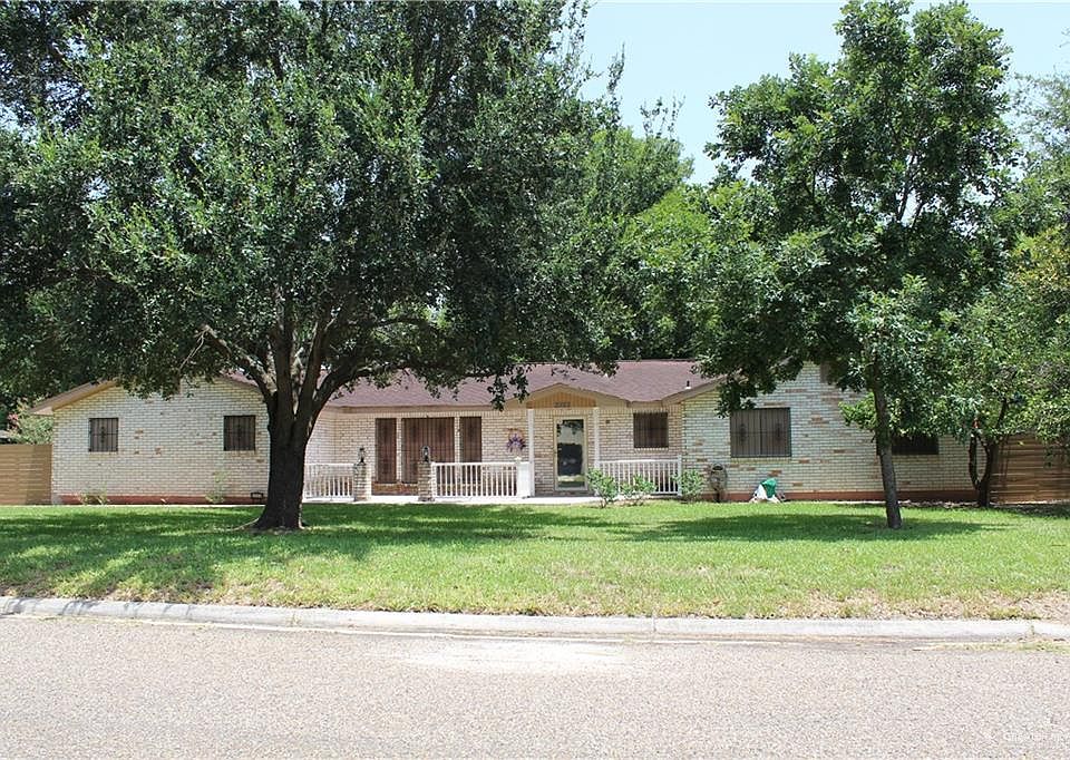 1st image of 2922 Maria Luiza Dr