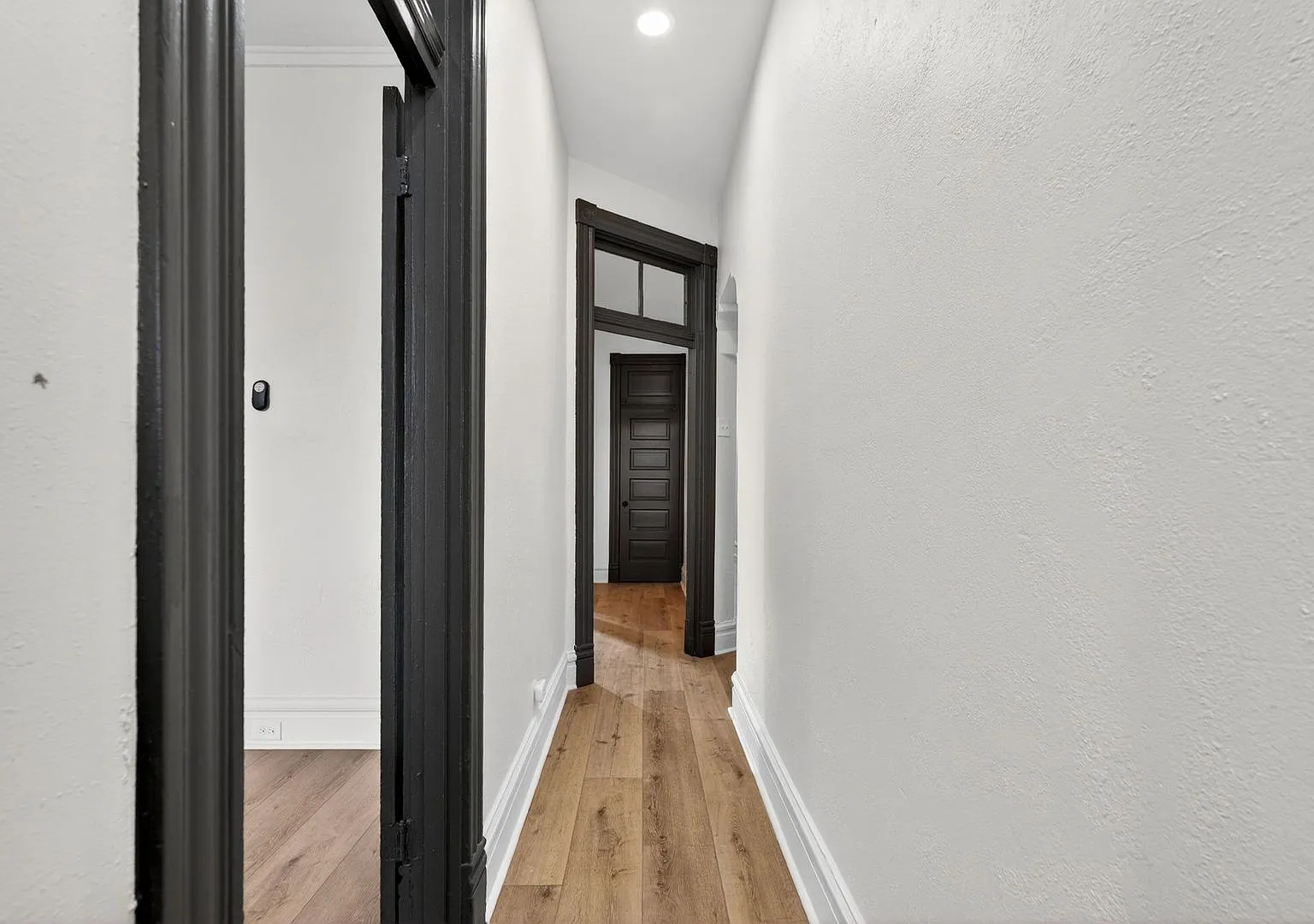 3929 S Compton — Photo 3