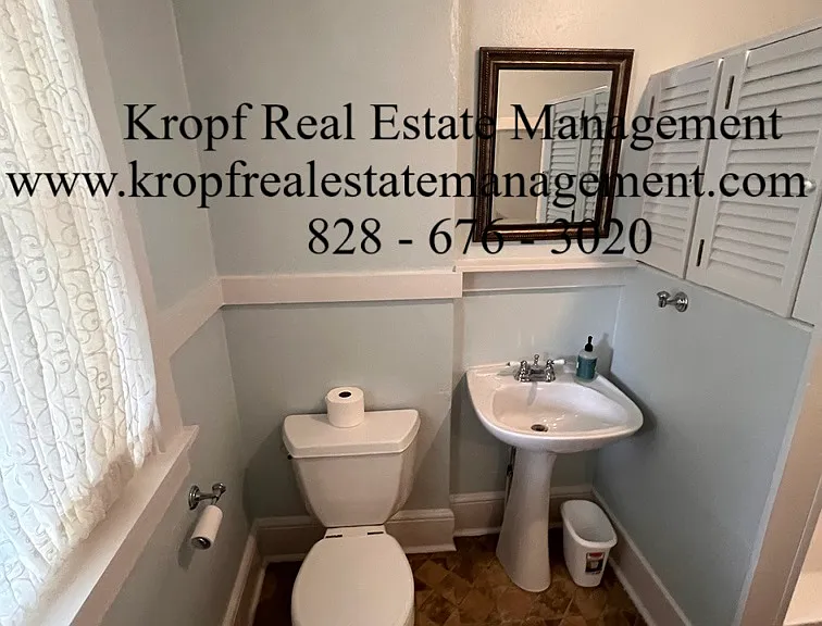 138 Murdock Ave — Photo 18