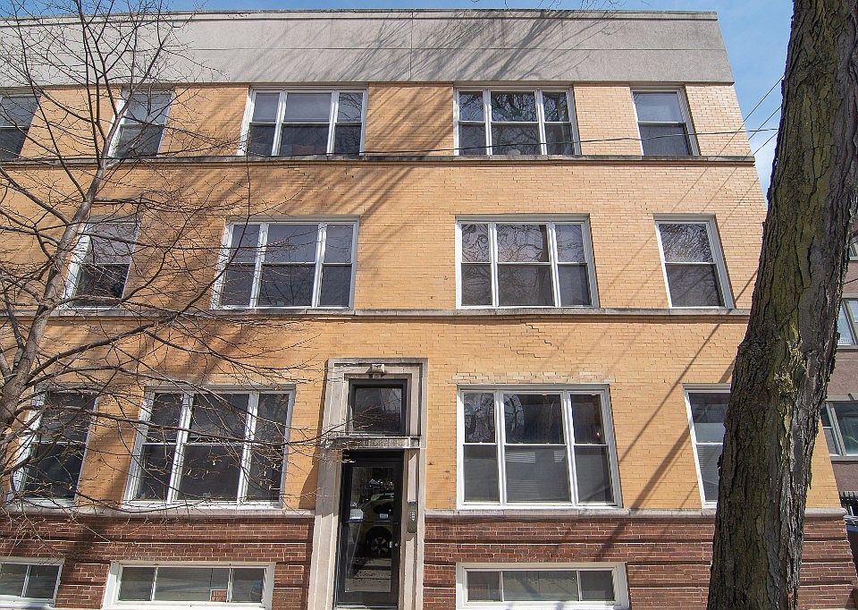 1st image of 1947 N Whipple St #3