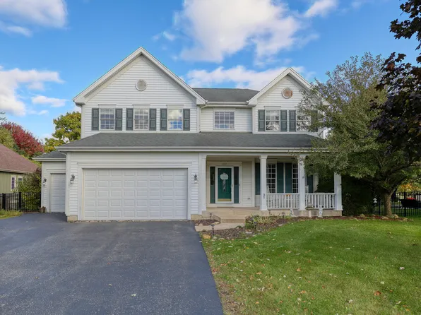 1123 Walker Ct, Elburn, IL 60119