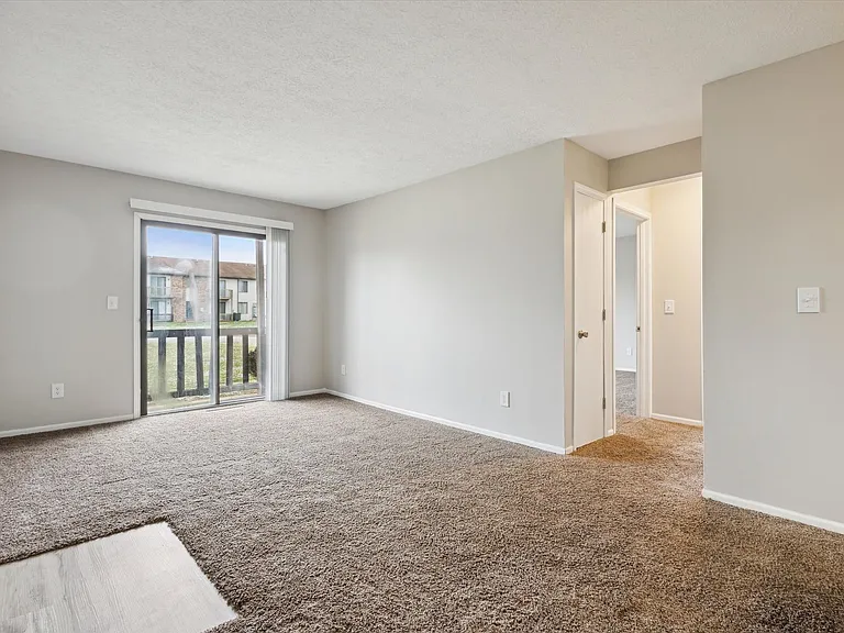 Woodwind Apartments — Photo 16