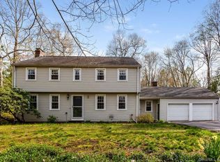 11 Roswell Rd, West Simsbury, CT 06092