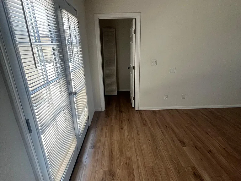 6814 Waite Dr — Photo 38