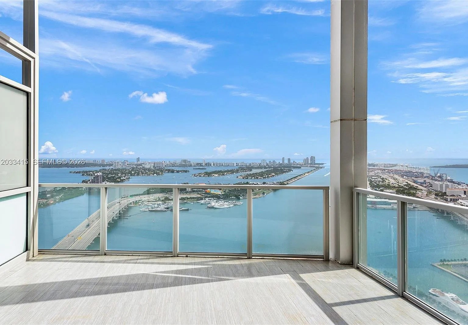 Marquis Condo — Photo 1