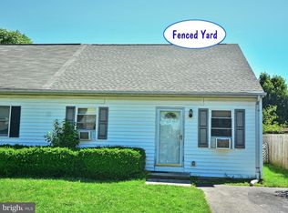 222 Stuart Ave, Hanover, PA 17331