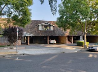 530 W Knoll Dr APT B, West Hollywood, CA 90048