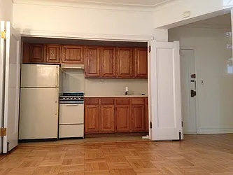 Rented by Rolling Stone Realty LLC