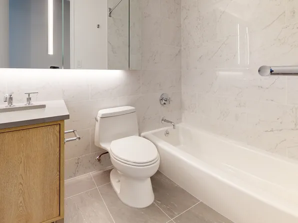 260 West 52nd Street image 4 of 6