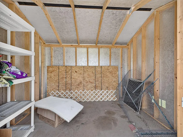 141 Vermilion Marble Trl — Photo 32