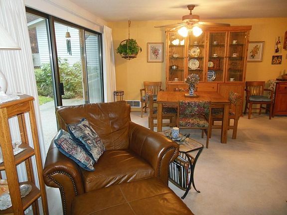 5th image of 2710 Firwood Ln APT 203