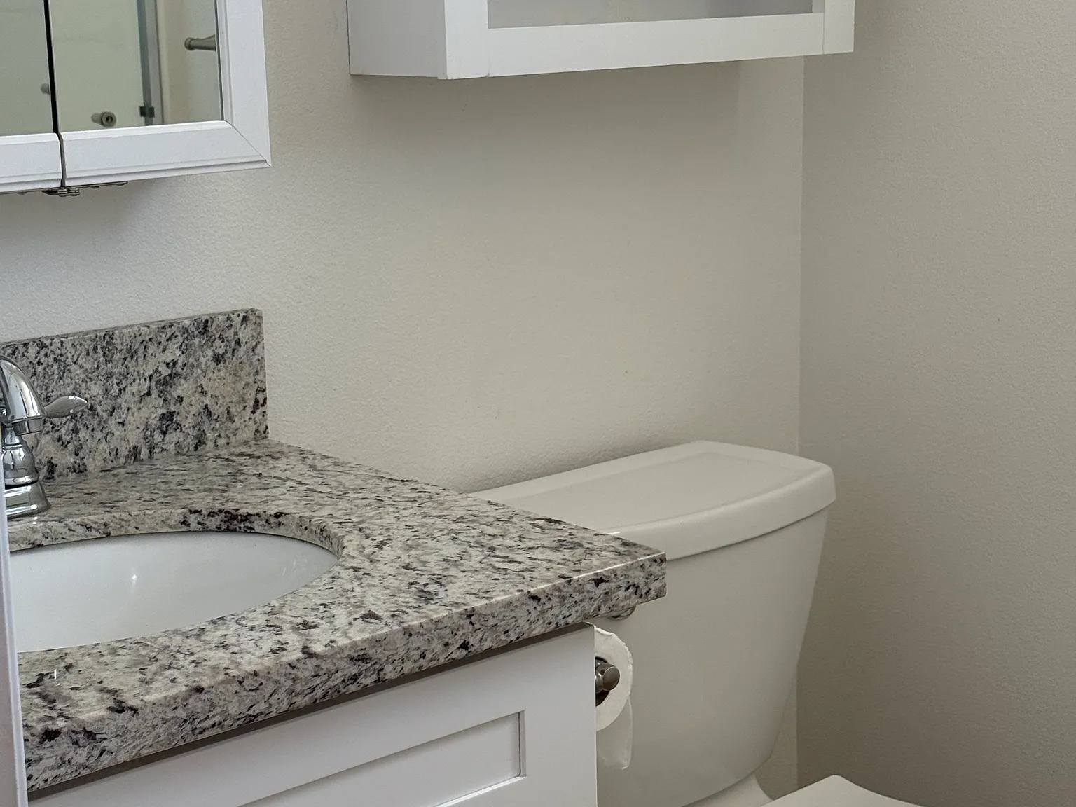 1 bed, 1100 sqft, $1,500 — Photo 4