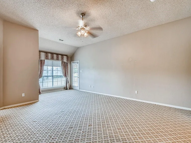 5930 River Bend Dr — Photo 20
