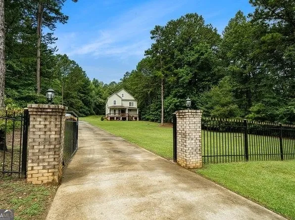 7515 Petersburg Rd, Fairburn, GA 30213