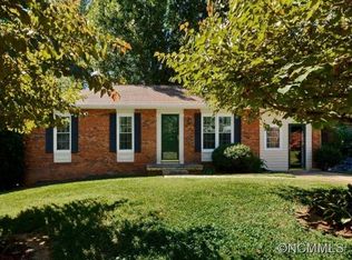 111 Wicklow Dr, Asheville, NC 28806