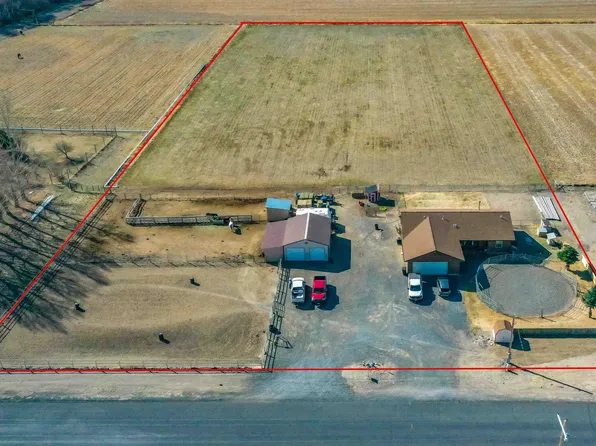 1010 Lane 11 1/2, Powell, WY 82435