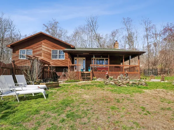 17 Oconnell Road Extension, East Haddam, CT 06415