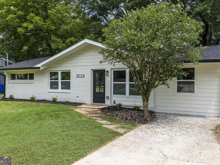 3026 Brook Dr — Photo 3