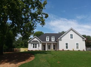 445 Parliament Rd, Martinez, GA 30907