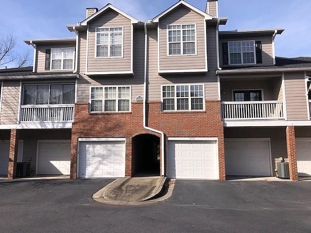 1st image of 1207 Vinings Forest Ln SE Unit 12
