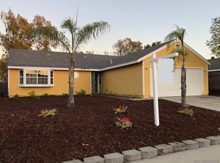 729 Hollowglen Rd, Oceanside, CA 92057