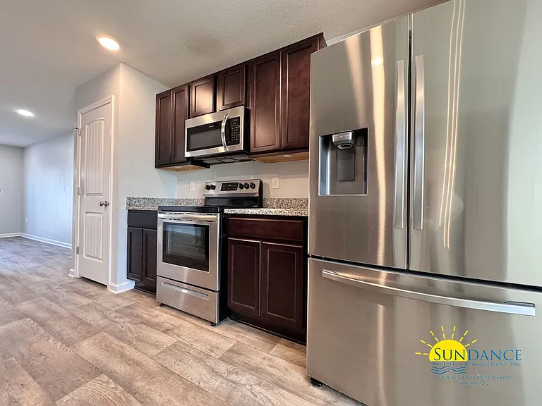 842 Moorhen Way — Photo 5