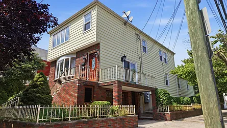 27 Mechanic Street