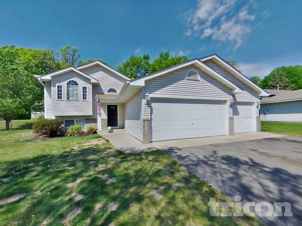 1st image of 23198 Jivaro St NW