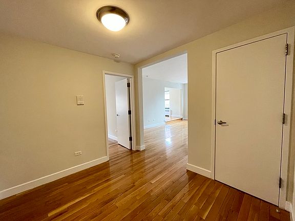 5th image of 252 E 61st St #S6c