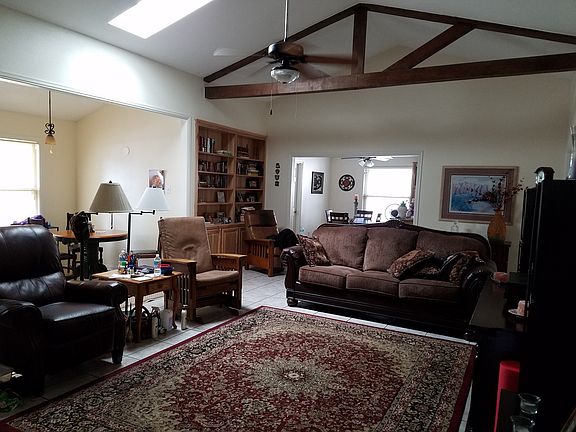 3rd image of 5301 Wentworth Dr
