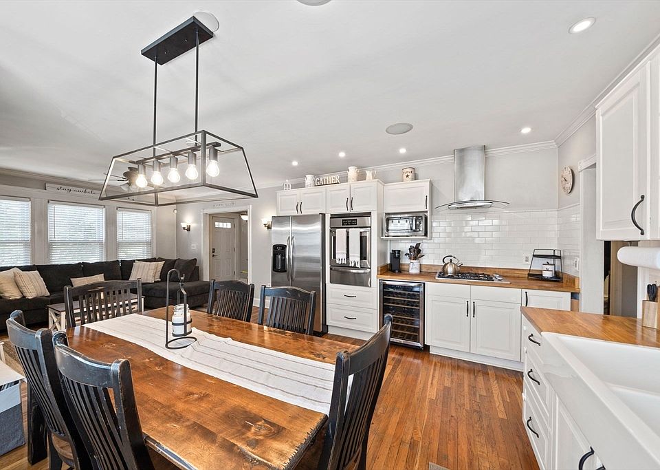 1st image of 118-120 Granite Ave #1