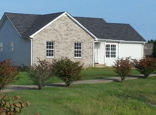 225 Emerald Cir, Pleasant View, TN 37146