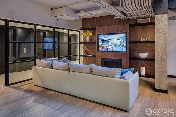 Rented by Oxford Property Group | media 25