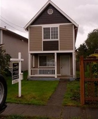 1st image of 327 Lincoln Ave