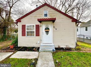 818 Cherry Ave, Woodbury, NJ 08096