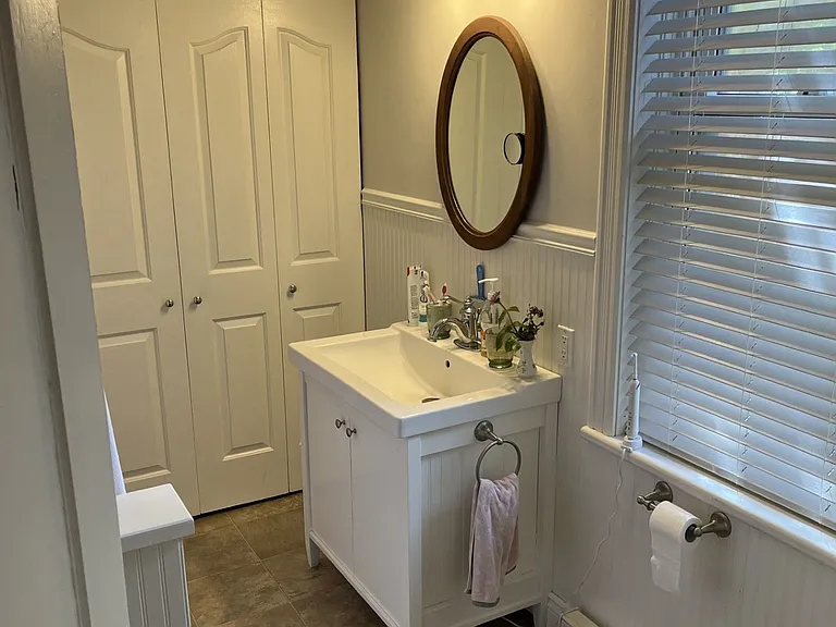 58 Bruce St S #1 — Photo 13