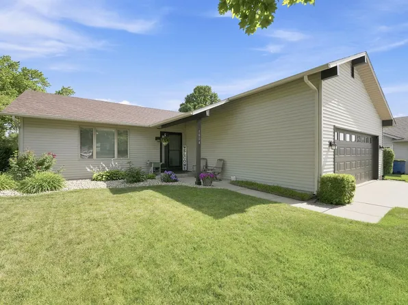 1004 Elm St, Auburn, IN 46706