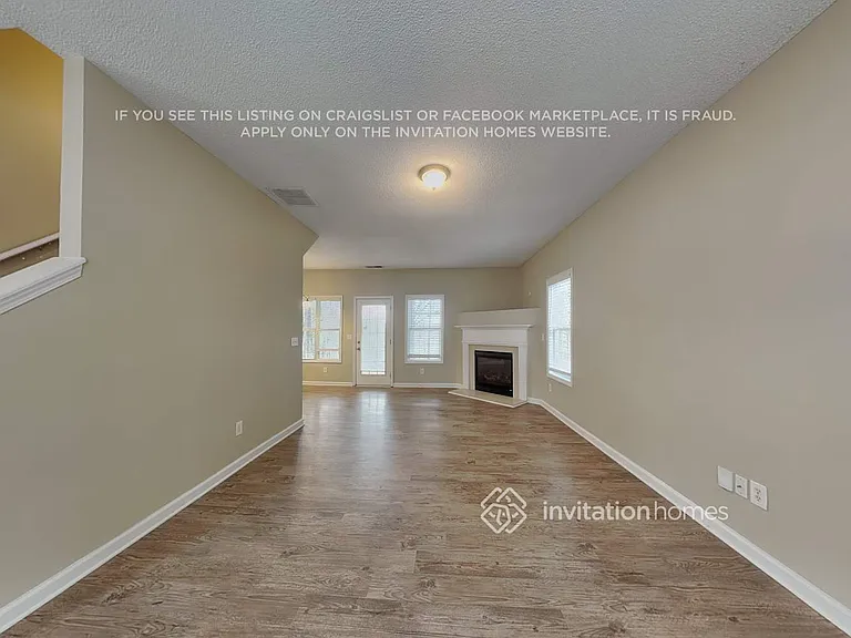 117 Omega Ct — Photo 4