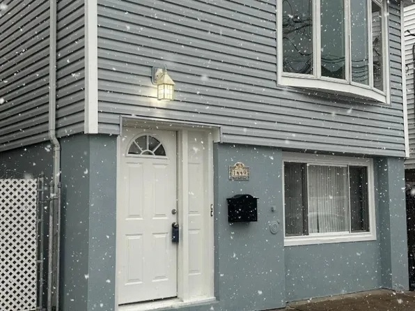 1449 Gehr Pl, North Bergen Twp., NJ 07047