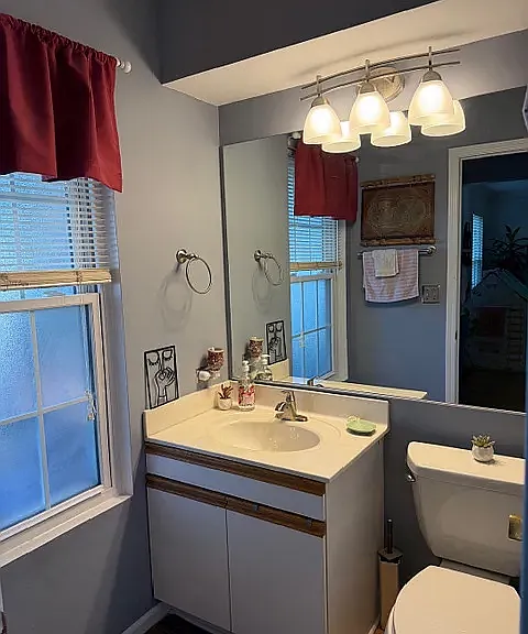 325 Bingham Cir — Photo 9