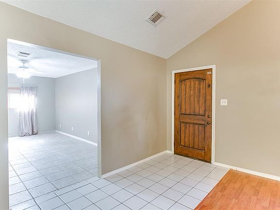 Entry looking into the Flex Space