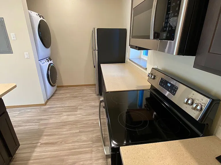 Washer/dryer, kitchen