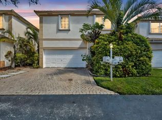 1231 Hayes St, Hollywood, FL 33019