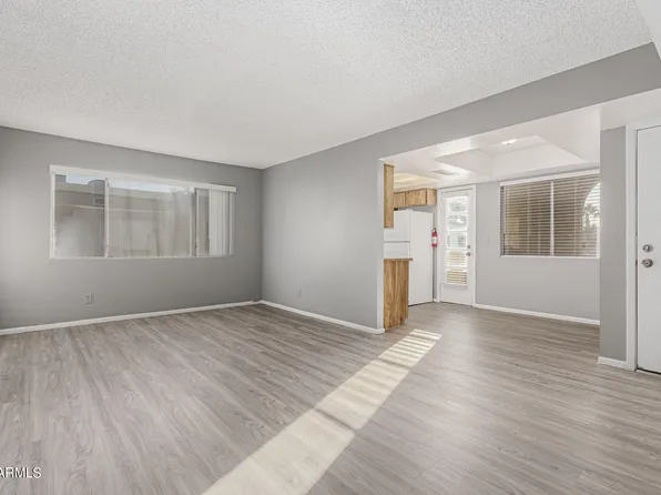 4758 W Bethany Heights Dr, Glendale, AZ 85301