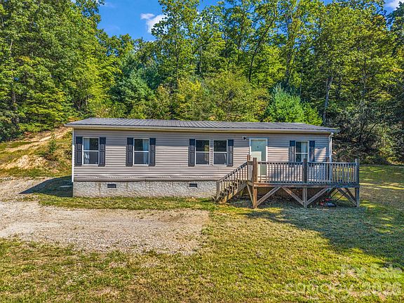 2nd image of 557 Sutton Mountain Rdg
