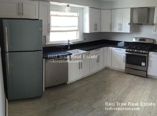 24 Murdock St #2, Somerville, MA 02145