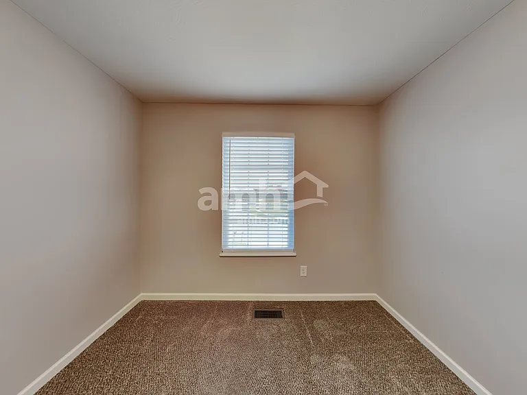 5499 Lehman Meadows Dr — Photo 15