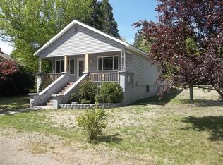 208 Old Mc Cloud Rd, Mount Shasta, CA 96067