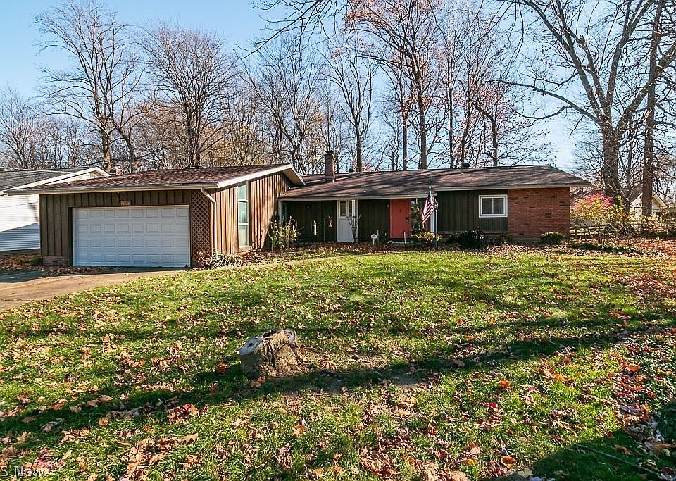 1st image of 25028 Heather Ln