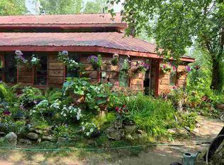 350 Lake Trout Ln, Fairbanks, AK 99712